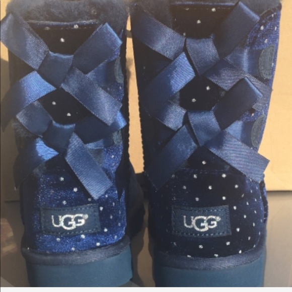 Limited Edition Beautiful UGG Blue Velvet Boot - Picture 4 of 6